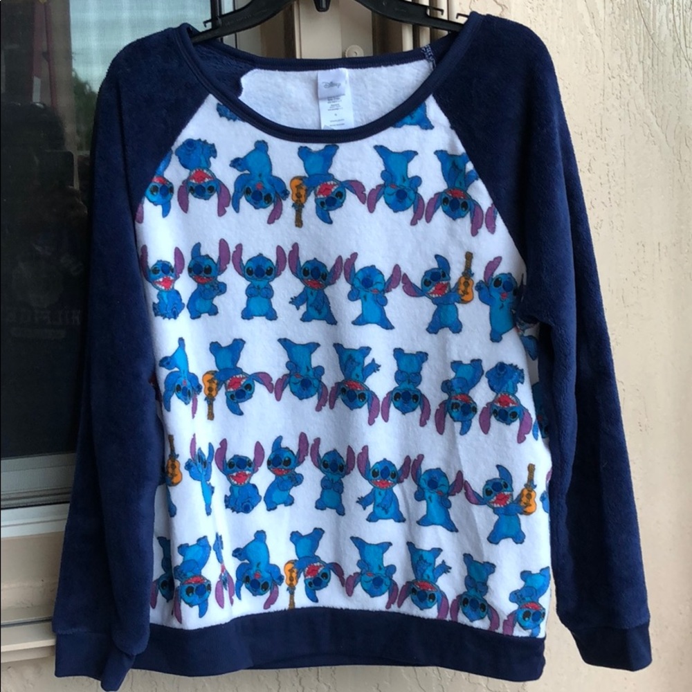 STITCH Long Sleeve Velour Top Sz L (Juniors)